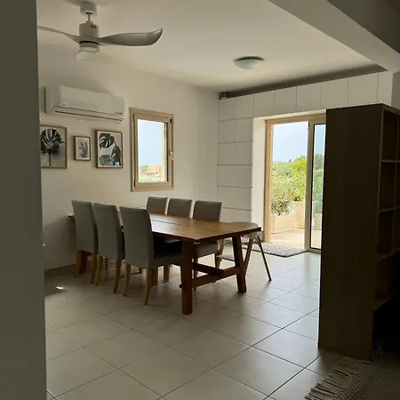 度假居 Hermine Paphos