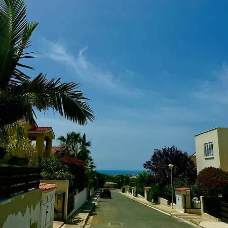 度假居 Hermine Paphos