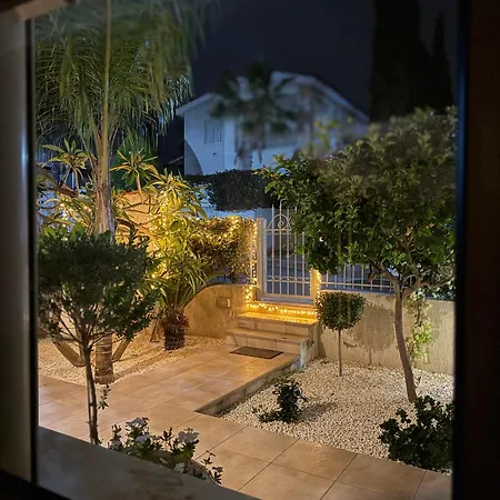 בית נופש Hermine Paphos Konia